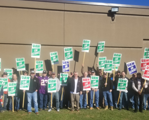 AFTER 200-PLUS DAYS ON STRIKE, UAW LOCAL 171 WINS NEW CONTRACT