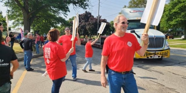 UAW STANDS IN SOLIDARITY WITH 1400 STRIKING UE MEMBERS AT WABTEC