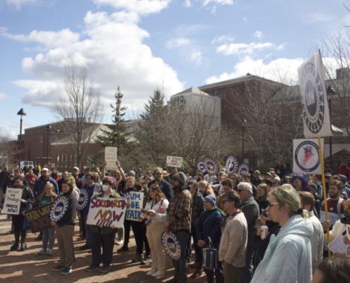 1,000 UMAINE GRADUATE WORKERS WIN THEIR UNION
