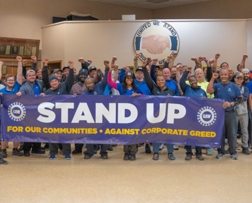 Volkswagen Workers in Chattanooga Launch Public Campaign to Join UAW with Over 1,000 Workers Signed Up