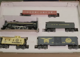 UAW Express - Model Trains