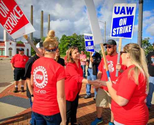 GM Strike 652 Rep Elissa Slotkin Photo of US Congresswoman Elissa Slotkin meeting with UAW Local 652 members on the picket line during the union's 2023 Stand Up Strike.