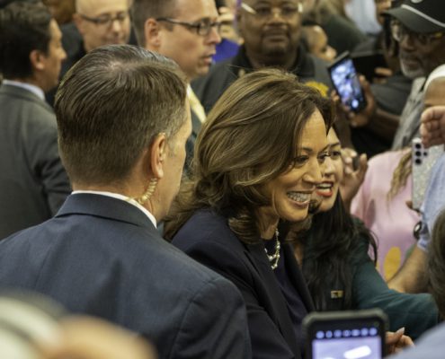 Photo of Vice President Kamala Harris meeting with UAW members at Local 900. Photo by Charles Mitchell.
