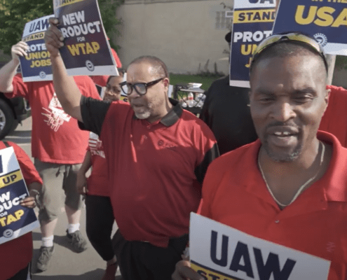 UAW members at a rally demanding that Stellantis Keep the Promise.