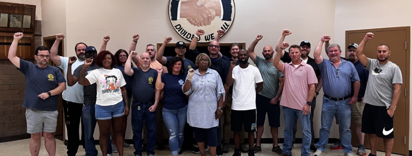Photo of the UAW Local 42 Volkswagen Bargaining Committee in Chattanooga, TN.