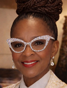 Lynn Marie Smith 375x488